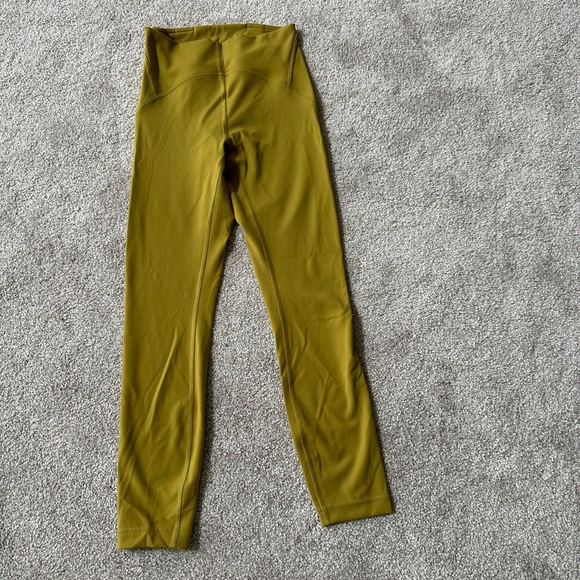 Lulul lemon Instill high rise tight 25” never worn - Picture 2 of 3